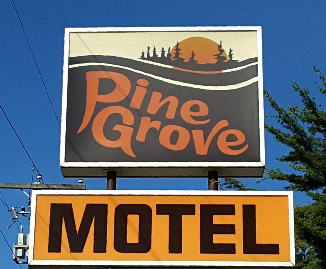 Pine Grove Motel Sault Ste. Marie Zewnętrze zdjęcie